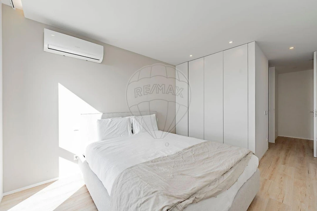 Apartamento T2 para Venda em Braga (Maximinos, Sé e Cividade) Foto 6