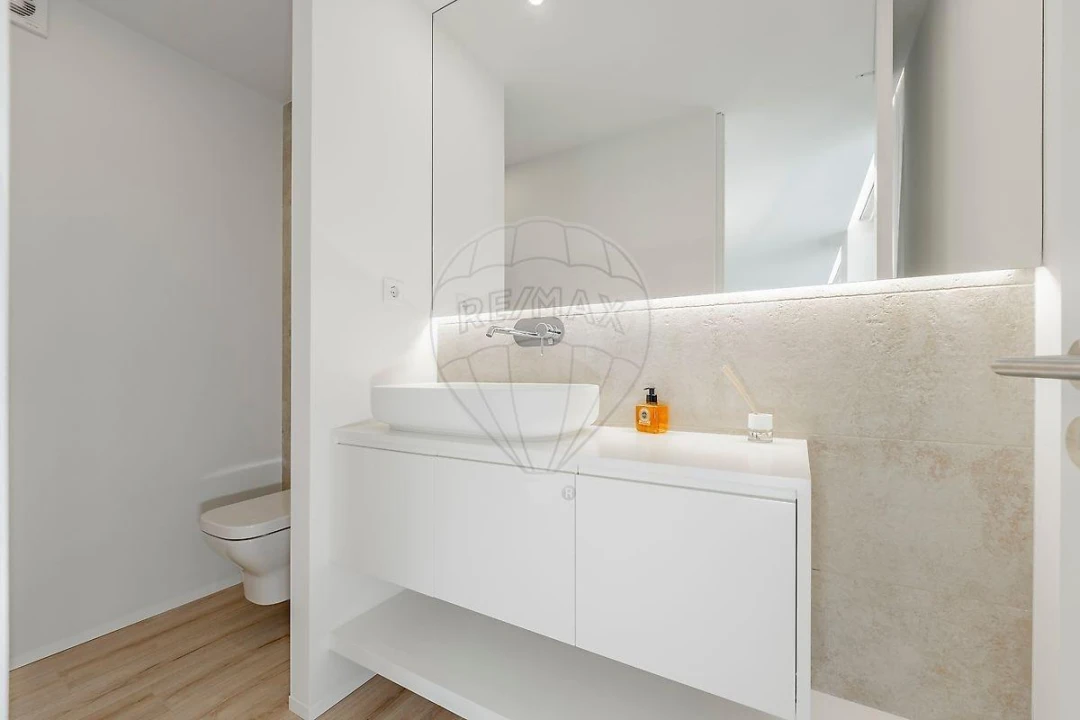 Apartamento T2 para Venda em Braga (Maximinos, Sé e Cividade) Foto 8
