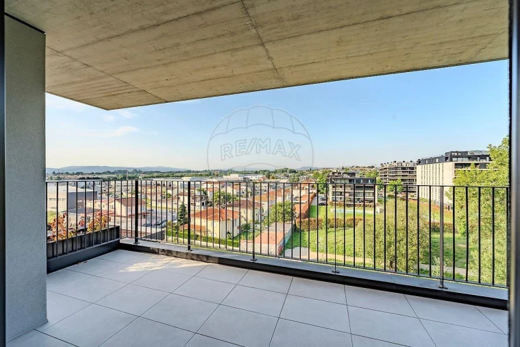 Apartamento T2 para Venda em Braga (Maximinos, Sé e Cividade) Foto 19