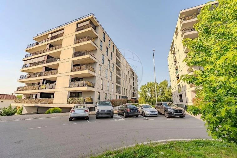 Apartamento T2 para Venda em Braga (Maximinos, Sé e Cividade) Foto 29