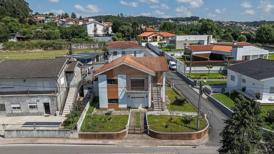 Moradia T3 para Venda em Nine Foto 31
