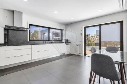 Moradia T4 para Venda em Braga (Maximinos, Sé e Cividade)