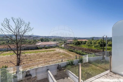 Moradia T4 para Venda em Braga (Maximinos, Sé e Cividade)