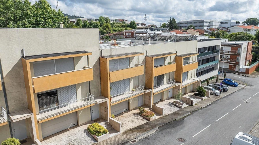 Moradia T3 para Venda em Azurem