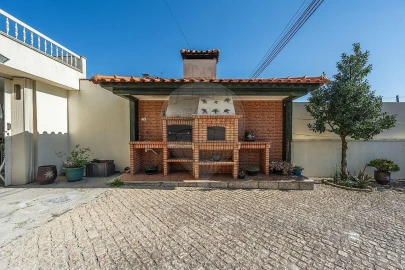 Moradia T3 para Venda em Mesão Frio
