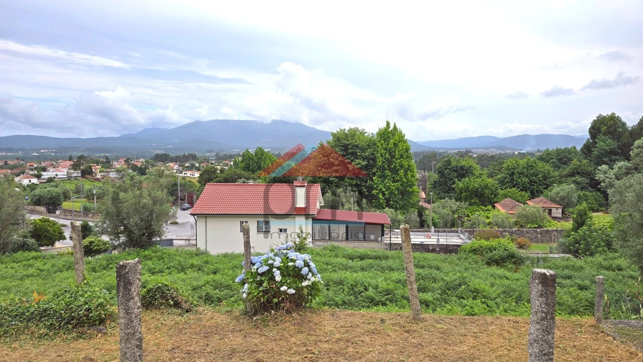 Terreno para Venda em Geraz do Lima (Santa Maria, Santa Leocádia, Moreira), Deão Foto 2