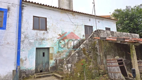 Moradia para Venda em Geraz do Lima (Santa Maria, Santa Leocádia, Moreira), Deão