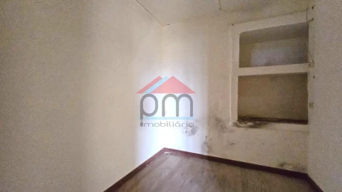 Moradia para Venda em Geraz do Lima (Santa Maria, Santa Leocádia, Moreira), Deão