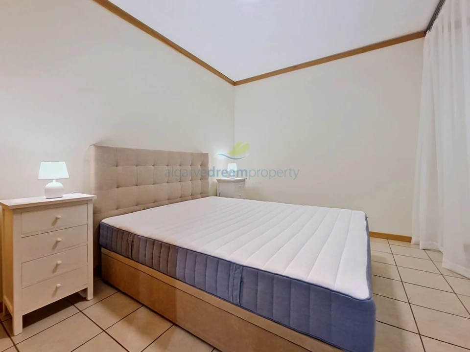 Apartamento T1 para Venda em Albufeira e Olhos de Água Foto 9