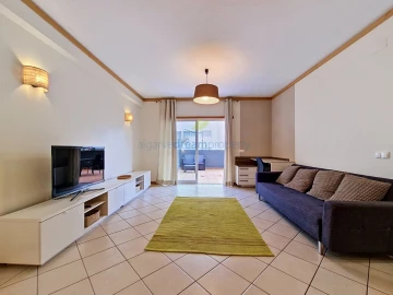 Apartamento T1 para Venda em Albufeira e Olhos de Água