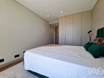 Apartamento T2 para Arrendamento em Faro (Sé e São Pedro)
