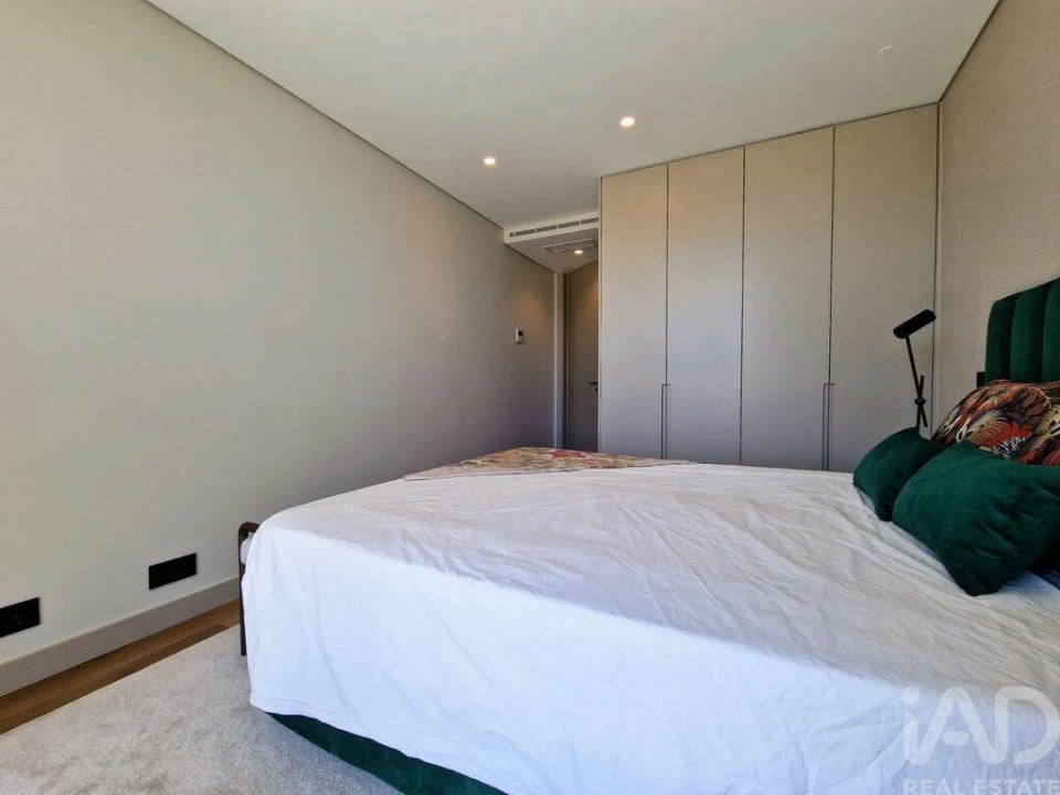 Apartamento T2 para Arrendamento em Faro (Sé e São Pedro) Foto 21