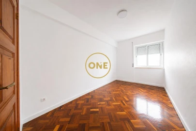 Apartamento T3 para Venda em Ponta Delgada (São Pedro)