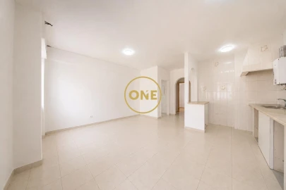 Apartamento T3 para Venda em Ponta Delgada (São Pedro)