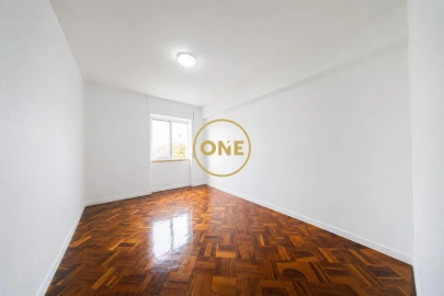 Apartamento T3 para Venda em Ponta Delgada (São Pedro)