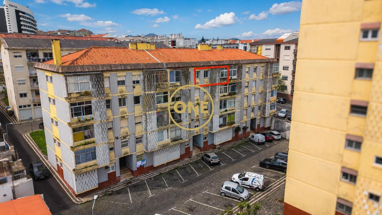 Apartamento T3 para Venda em Ponta Delgada (São Pedro) Foto 22