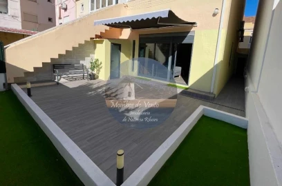 Apartamento T2 para Venda em Alto do Seixalinho, Santo André e Verderena