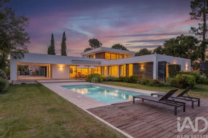 Moradia T3 para Venda em Sesimbra (Castelo)
