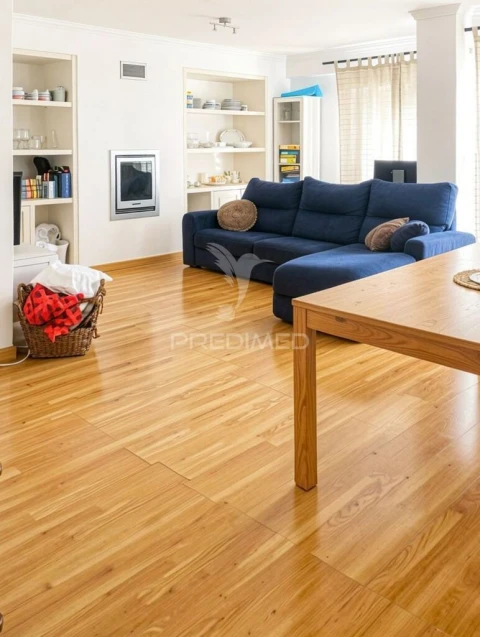 Apartamento T3 para Venda em Algés, Linda-A-Velha e Cruz Quebrada-Dafundo