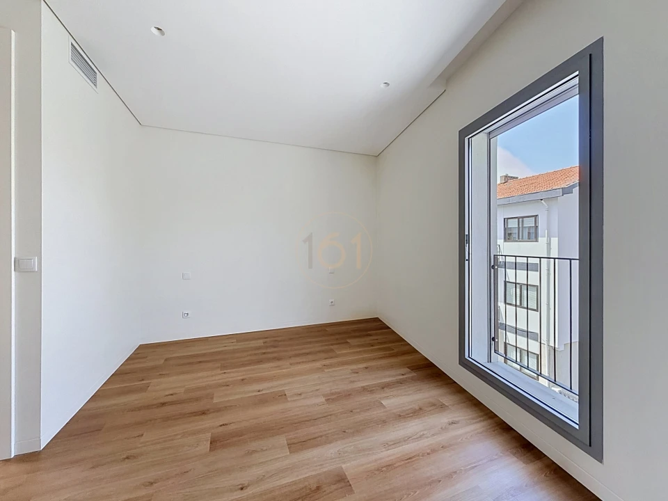 Apartamento T2 para Arrendamento em Lordelo do Ouro e Massarelos Foto 12