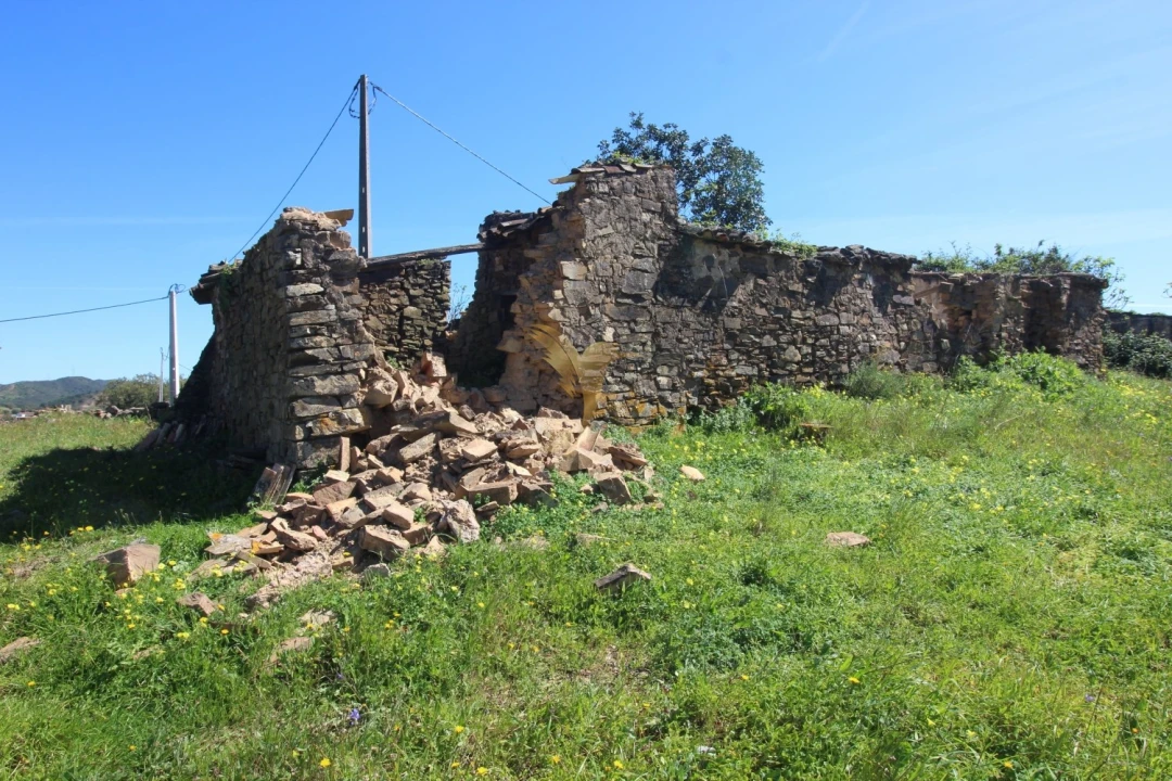 Terreno para Venda em São Bartolomeu de Messines Foto 8