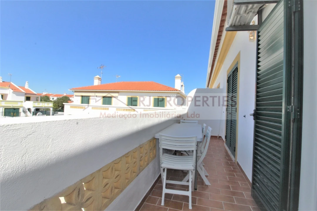 Apartamento T2 para Venda em Altura Foto 4