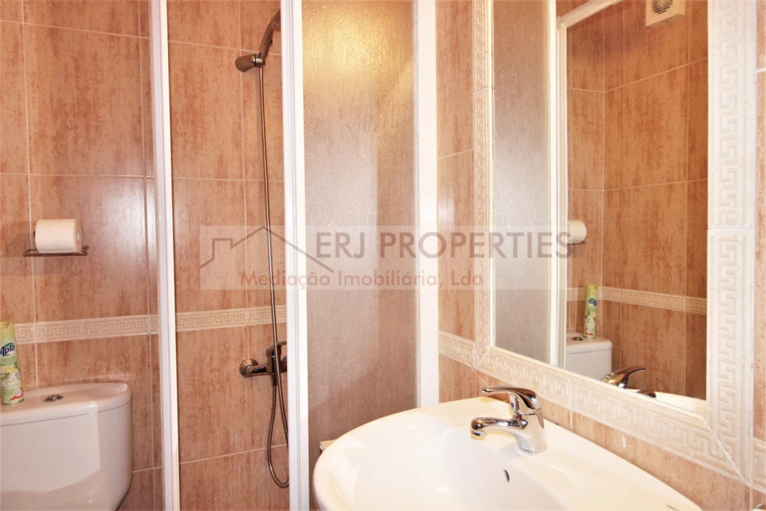 Apartamento T2 para Venda em Altura Foto 10