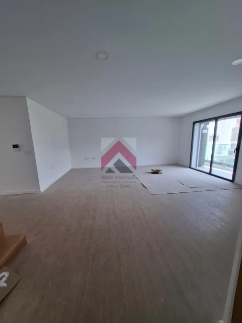 Apartamento T2 para Venda em Esgueira
