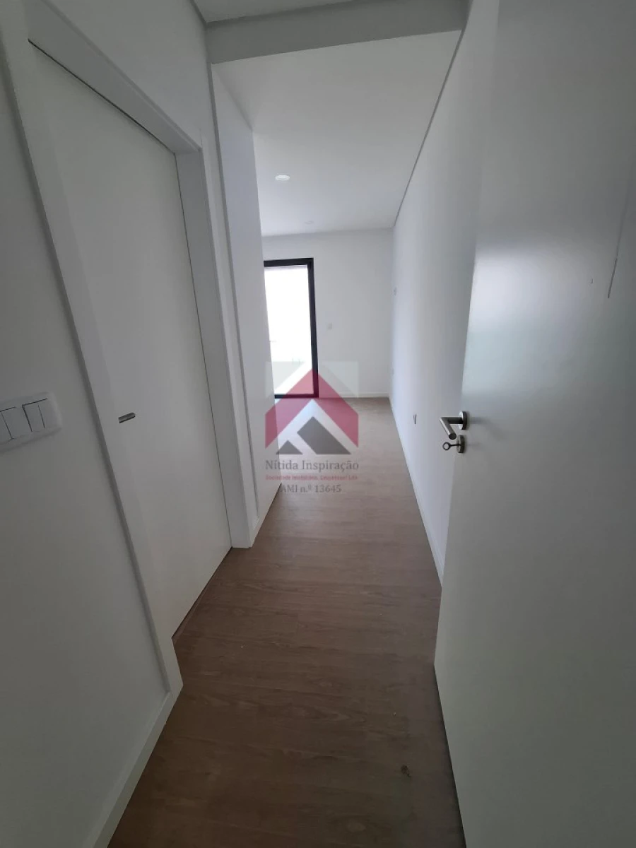 Apartamento T2 para Venda em Esgueira Foto 19