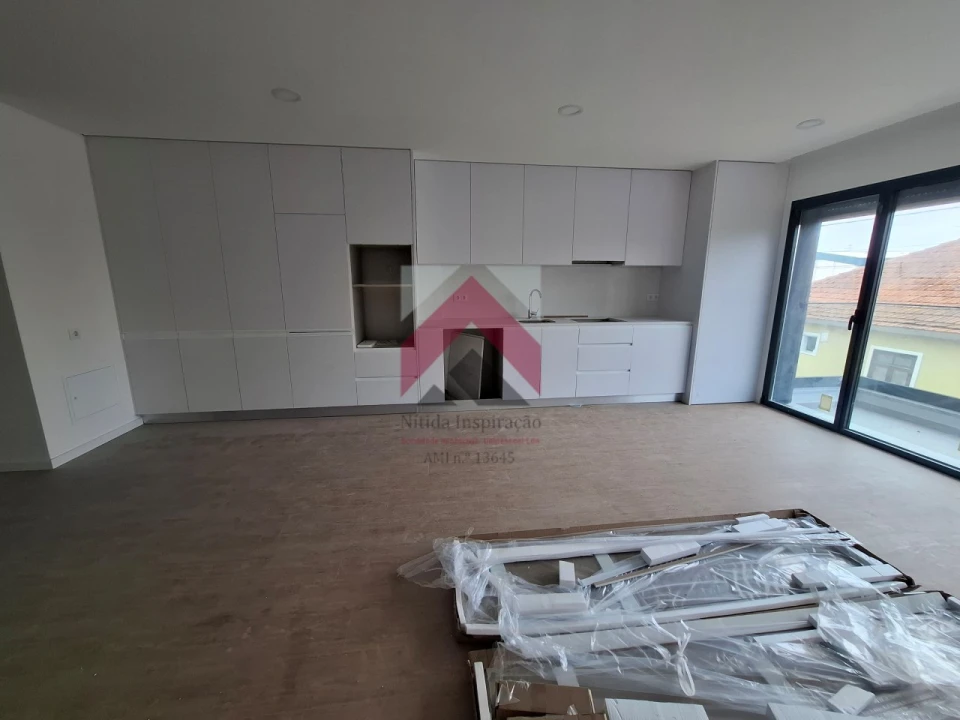 Apartamento T2 para Venda em Esgueira Foto 1