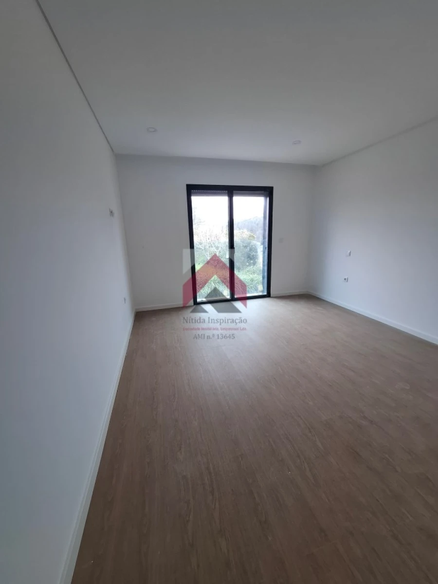 Apartamento T2 para Venda em Esgueira Foto 14