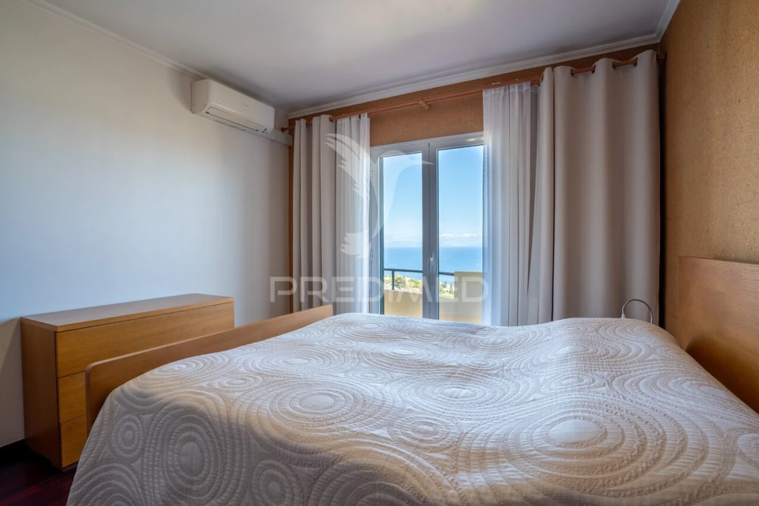 Apartamento T2 para Venda em Caniço Foto 8