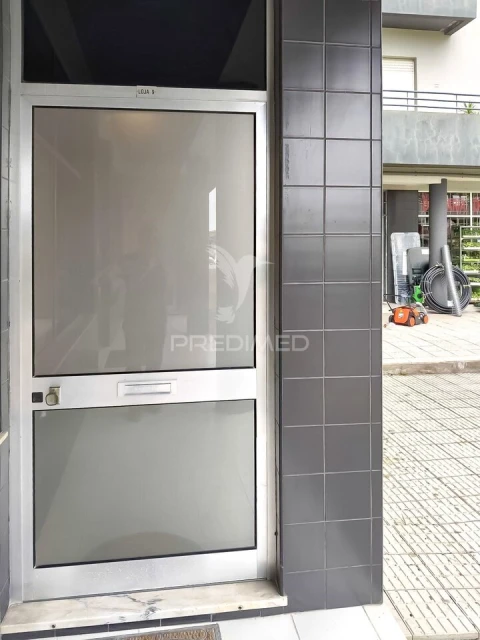 Apartamento T3 para Venda em Delães