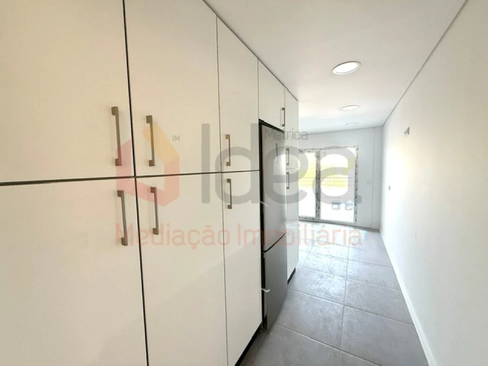Apartamento T2 para Venda em Seixal, Arrentela e Aldeia de Paio Pires Foto 2
