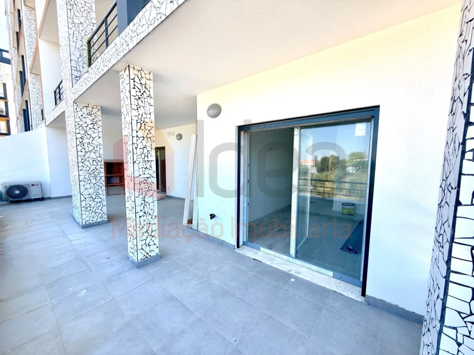 Apartamento T3 para Venda em Seixal, Arrentela e Aldeia de Paio Pires Foto 6