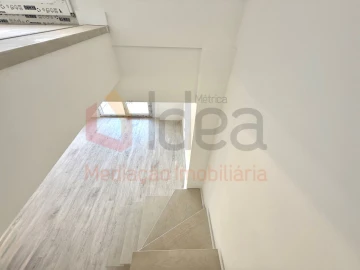 Apartamento T3 para Venda em Seixal, Arrentela e Aldeia de Paio Pires
