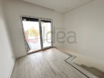 Apartamento T3 para Venda em Seixal, Arrentela e Aldeia de Paio Pires