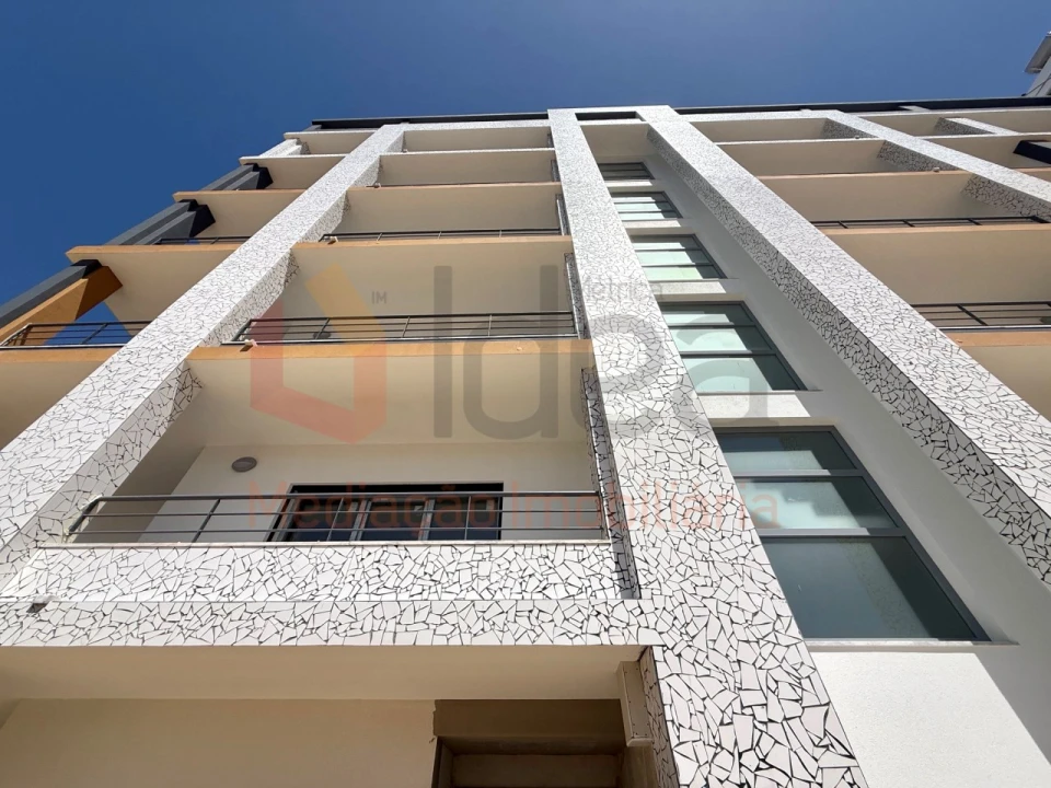 Apartamento T1 para Venda em Seixal, Arrentela e Aldeia de Paio Pires Foto 24
