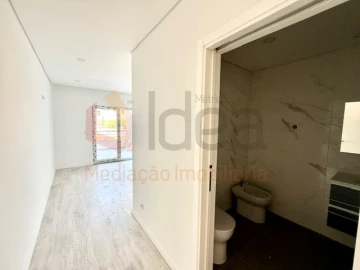 Apartamento T1 para Venda em Seixal, Arrentela e Aldeia de Paio Pires