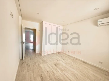 Apartamento T1 para Venda em Seixal, Arrentela e Aldeia de Paio Pires