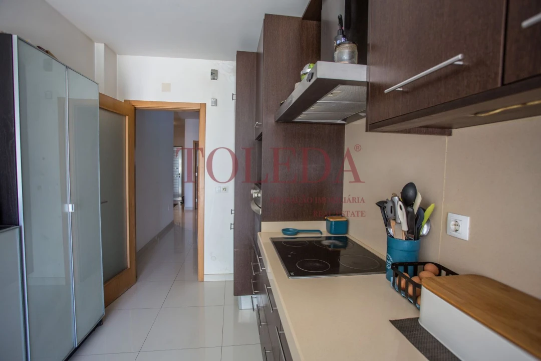 Moradia T4 para Venda em Atalaia e Alto Estanqueiro-Jardia Foto 25