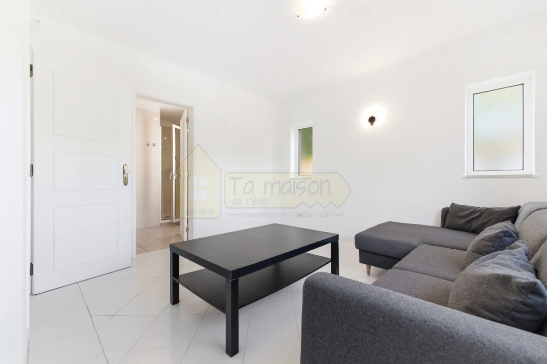 Moradia T7 para Venda em Boliqueime Foto 16