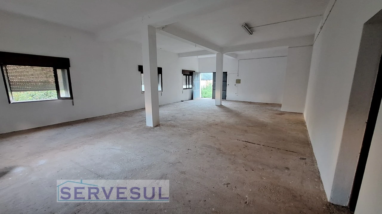 Armazém para Venda em Silves Foto 3