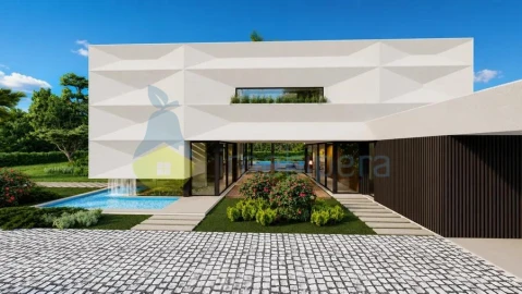 Moradia T4 para Venda em Quarteira