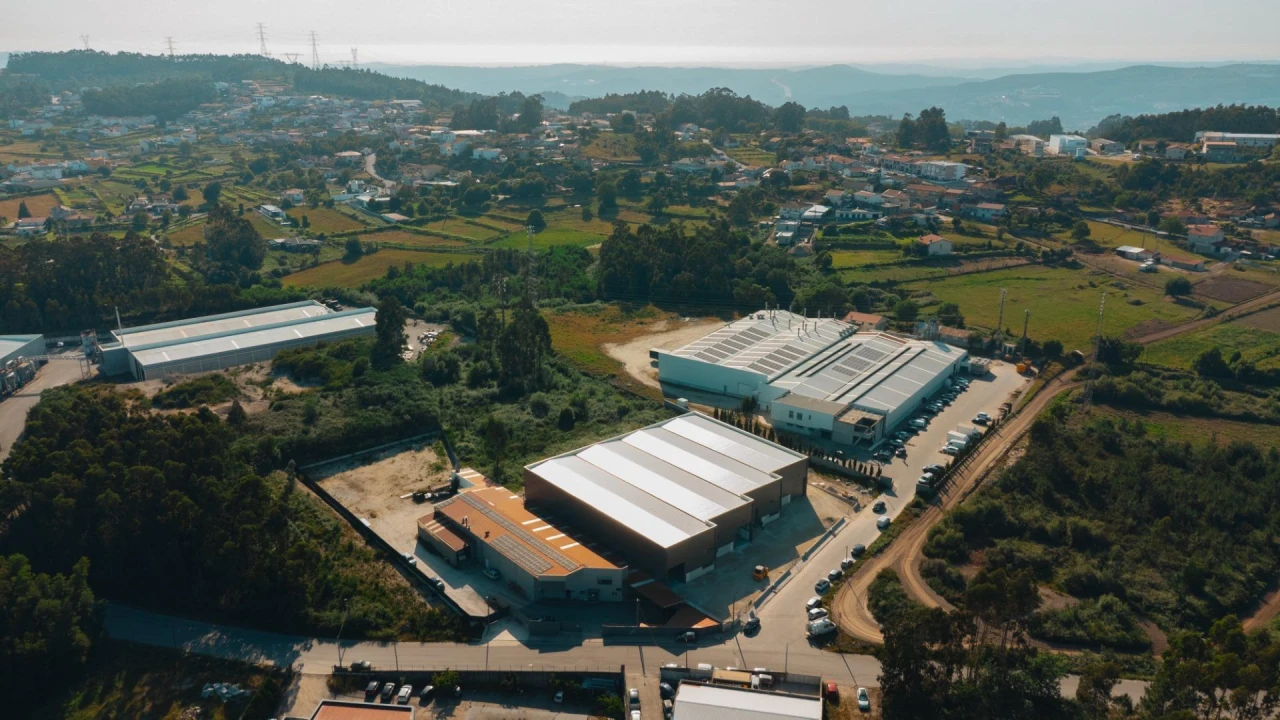 Armazém para Venda em Vandoma Foto 27