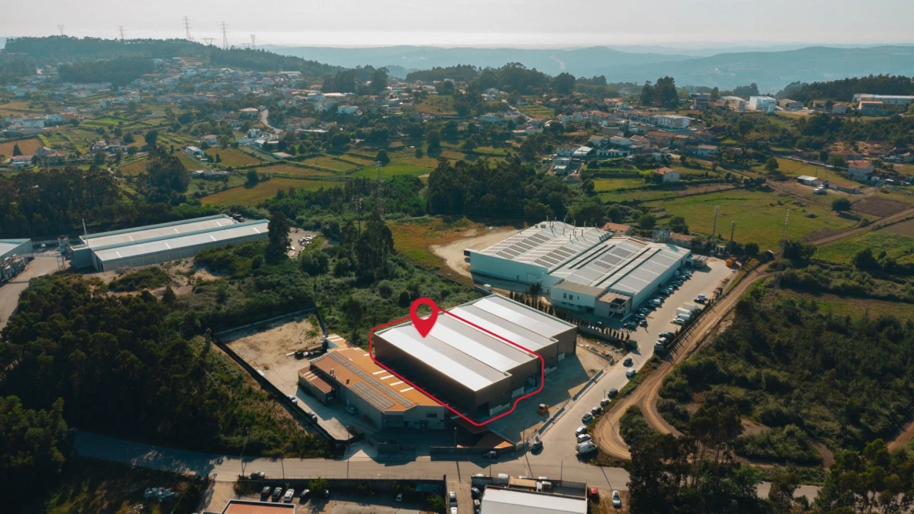 Armazém para Venda em Vandoma Foto 28