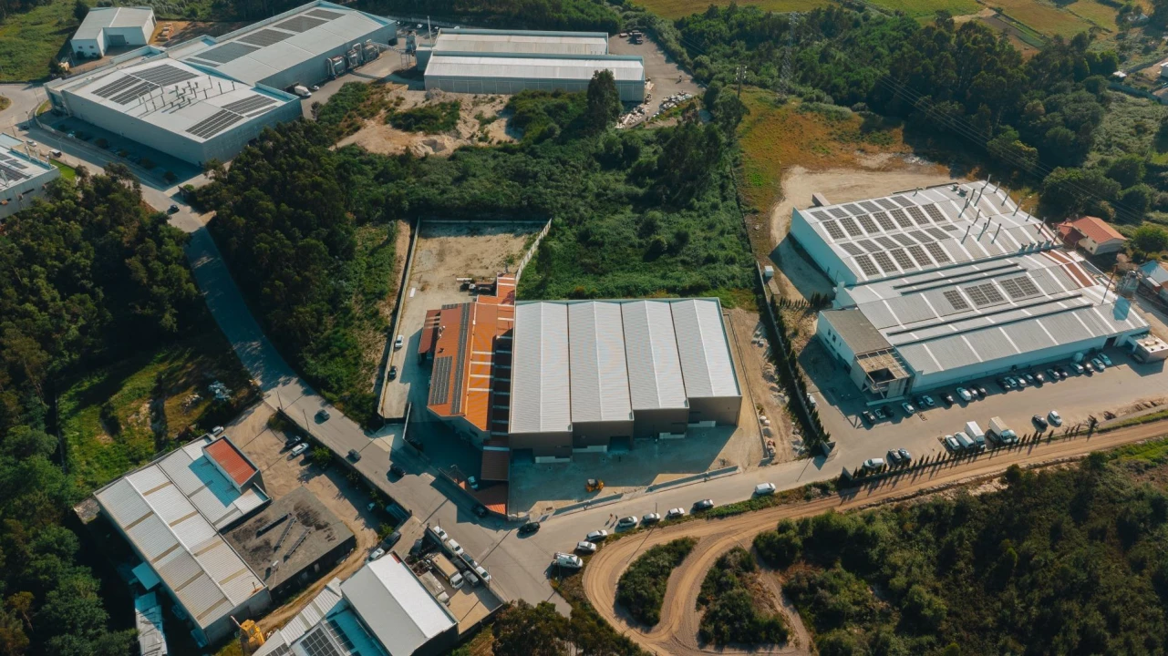 Armazém para Venda em Vandoma Foto 29