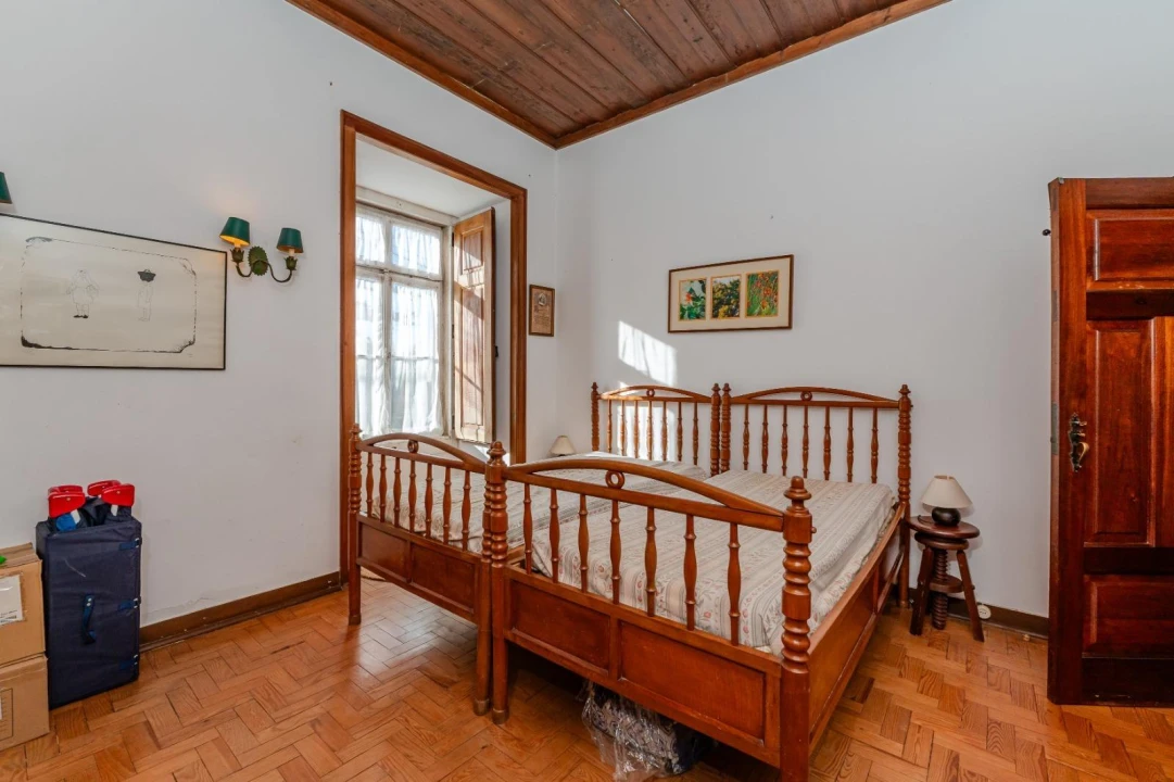 Moradia T6 para Venda em Agualva e Mira-Sintra Foto 40
