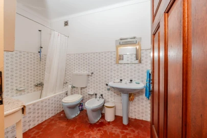 Moradia T6 para Venda em Agualva e Mira-Sintra