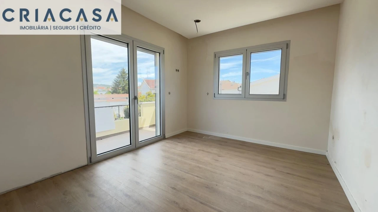Apartamento T3 para Venda em Abraveses Foto 10